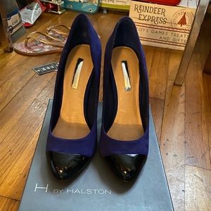 H by Halston Blue/Black Tip Charlotte Pump Sz 8.5